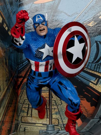 Marvel Comics Captain America (Captain America #100) 1/10 Scale Figure Gallery Image 2