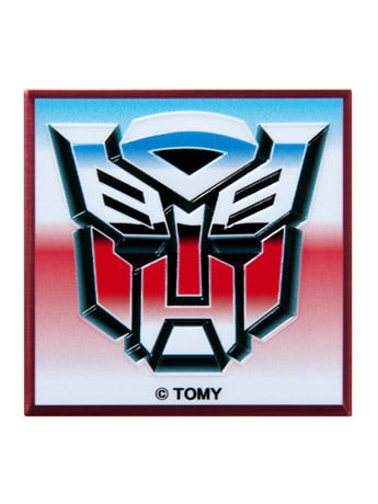 Transformers 40th Anniversary Autobot Exclusive Magnet Gallery Image 2