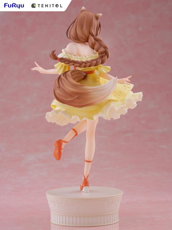 Spice and Wolf Tenitol Holo Figure Gallery Image 5
