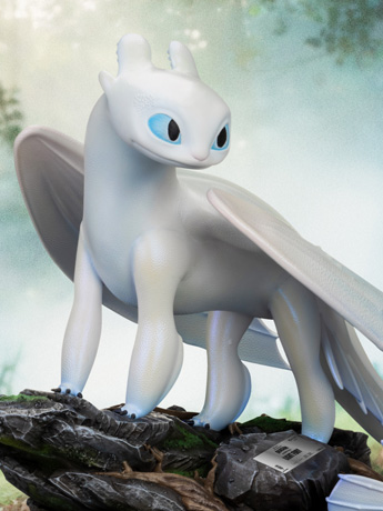 How to Train Your Dragon: The Hidden World Master Craft MC-088 Light Fury Limited Edition Statue Gallery Image 2