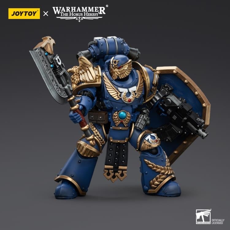 Warhammer: The Horus Heresy Ultramarines Invictarus Suzerain Squad Suzerain 1 1/18 Scale Action Figure Gallery Image 6