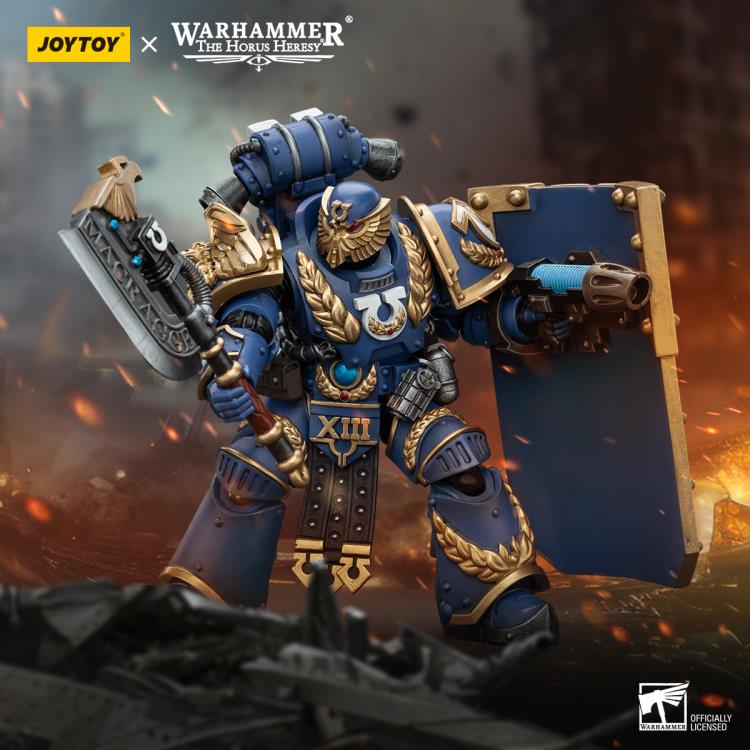 Warhammer: The Horus Heresy Ultramarines Invictarus Suzerain Squad Suzerain 2 1/18 Scale Action Figure Gallery Image 8