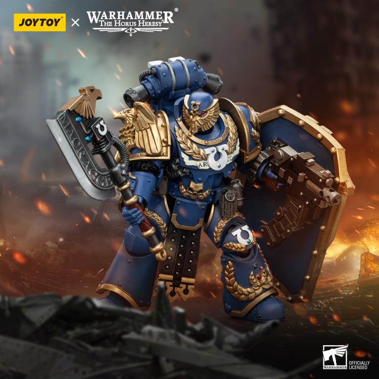 Warhammer: The Horus Heresy Ultramarines Invictarus Suzerain Squad Suzerain 4 1/18 Scale Action Figure Gallery Image 8