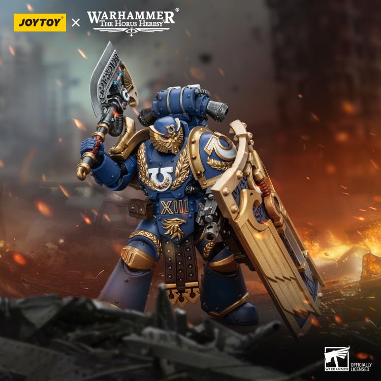 Warhammer: The Horus Heresy Ultramarines Invictarus Suzerain Squad Suzerain 5 1/18 Scale Action Figure Gallery Image 8