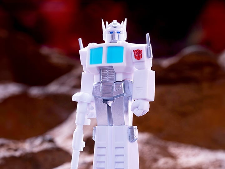 Transformers ReAction Optimus Prime (Ultra Magnus) Action Figure Gallery Image 1