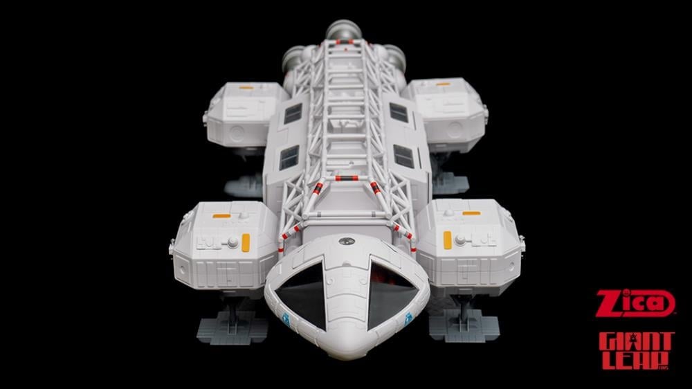 Space: 1999 Eagle (Standard Edition) Playset Gallery Image 5