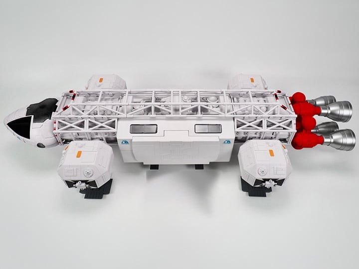 Space: 1999 Eagle (Retro Edition) Playset