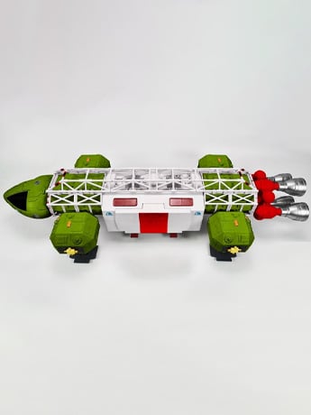 Space: 1999 Eagle (Retro Edition Dinky) Playset