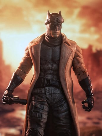 Batman v Superman: Dawn of Justice DC Multiverse Knightmare Batman Action Figure Gallery Image 2