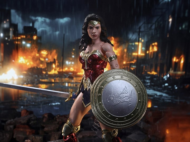 Batman v Superman: Dawn of Justice DC Multiverse Wonder Woman Action Figure Gallery Image 1