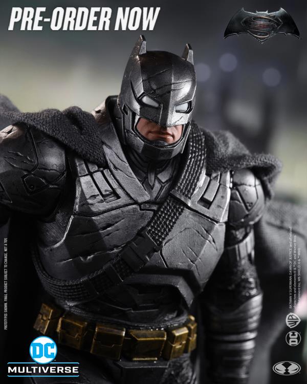 Batman v Superman: Dawn of Justice DC Multiverse Batman (Armored Suit) Action Figure Gallery Image 5