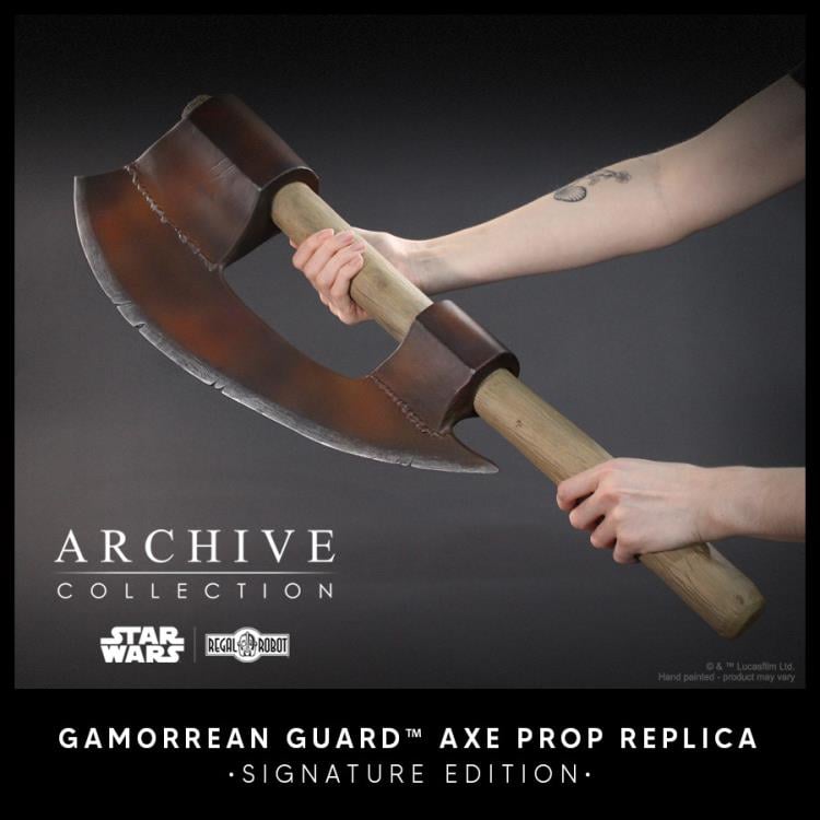Star Wars: Return of the Jedi Archive Collection Gamorrean Guard Axe (Signature Edition) Limited Edition Prop Replica Gallery Image 8