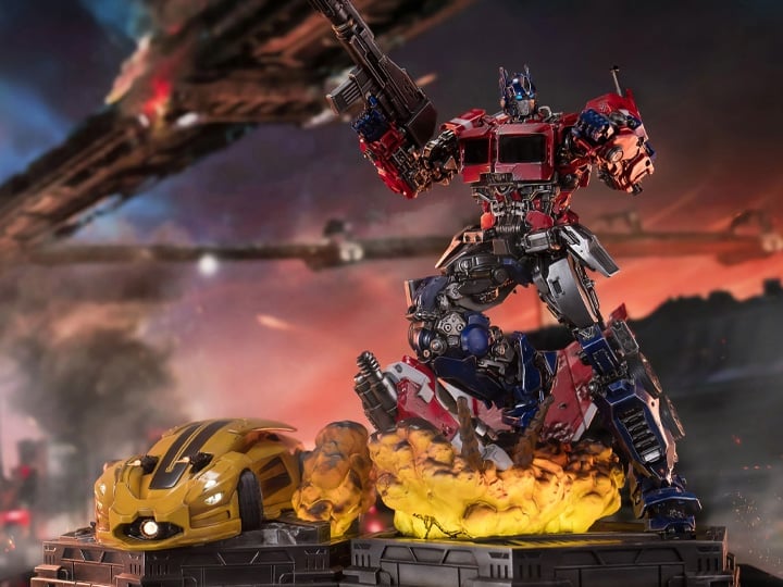 Transformers: Bumblebee Optimus Prime & Bumblebee Limited Edition Mini Statue Set Gallery Image 1