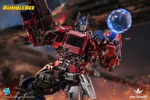 Transformers: Bumblebee Optimus Prime & Bumblebee Limited Edition Mini Statue Set Gallery Image 8