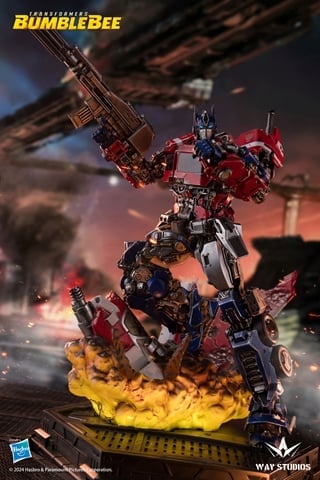 Transformers: Bumblebee Optimus Prime Mini Statue Gallery Image 3