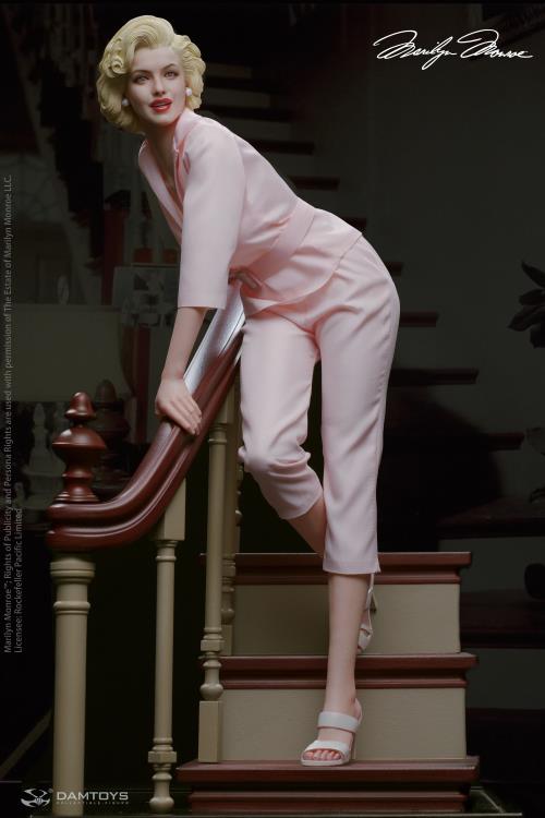 Marilyn Monroe (A Timeless Classic) 1/6 Scale Full-Body Realistic Statue Gallery Image 12