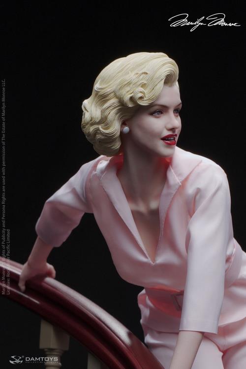 Marilyn Monroe (A Timeless Classic) 1/6 Scale Full-Body Realistic Statue Gallery Image 10