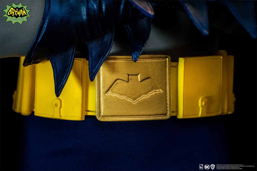Batman Classic TV Series Batman & Robin 1/4 Scale Limited Edition Diorama Gallery Image 12