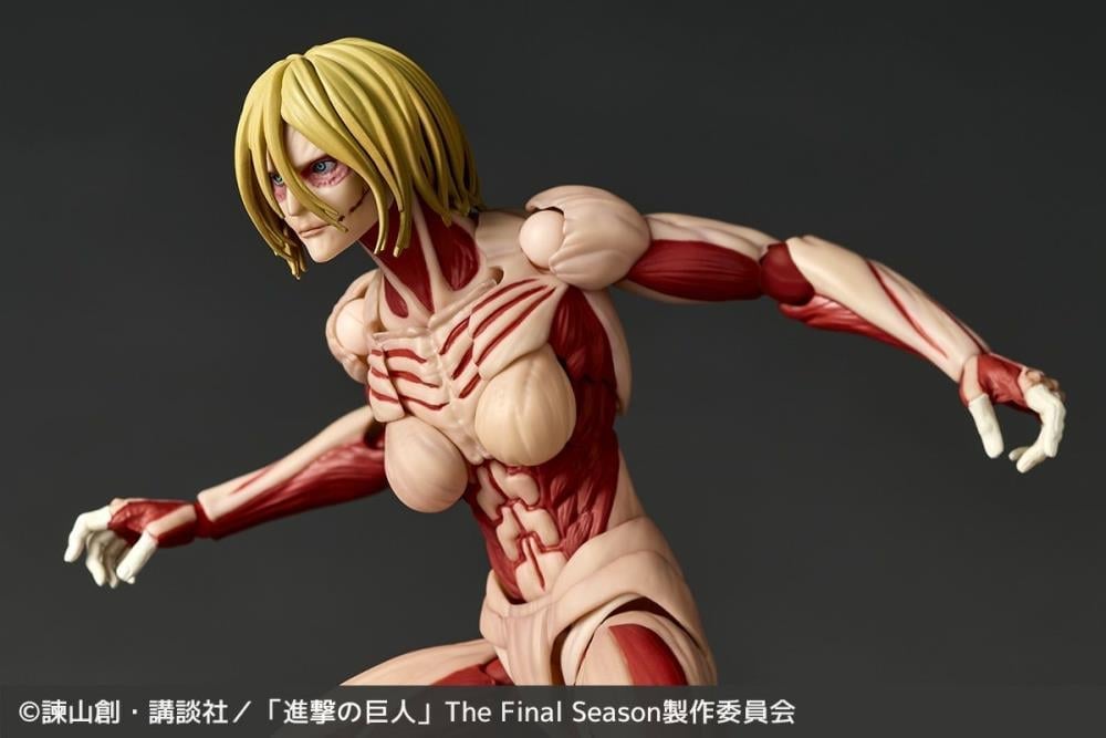 Attack on Titan Amazing Yamaguchi Revoltech NR068 Female Titan (Annie Leonhart) Action Figure Gallery Image 10