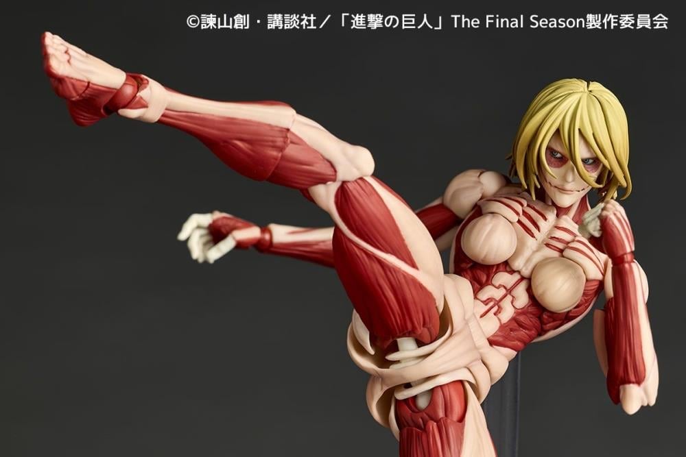 Attack on Titan Amazing Yamaguchi Revoltech NR068 Female Titan (Annie Leonhart) Action Figure Gallery Image 11