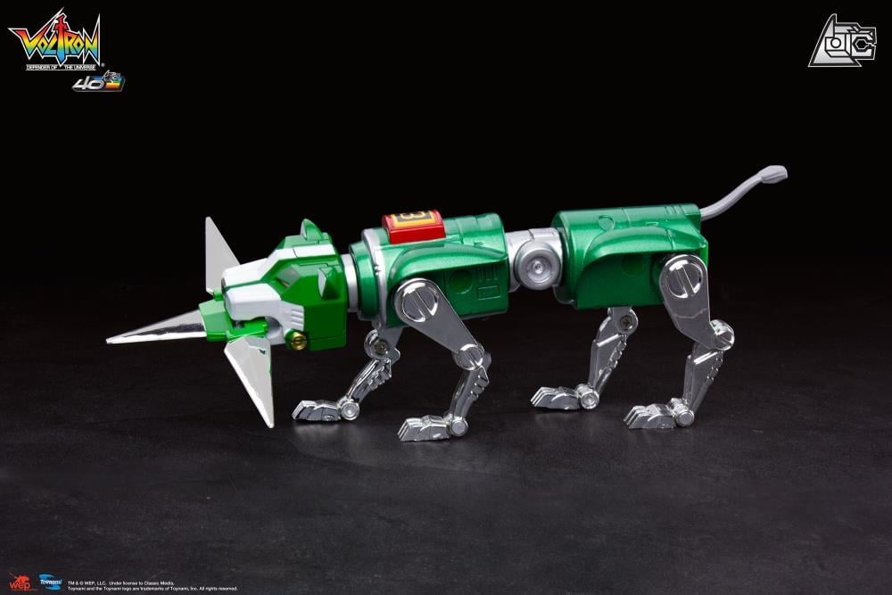 Voltron: Defender of the Universe 40th Anniversary Voltron Collector's Set Gallery Image 15
