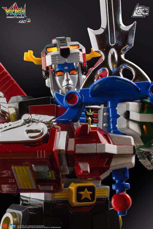 Voltron: Defender of the Universe 40th Anniversary Voltron Collector's Set Gallery Image 7
