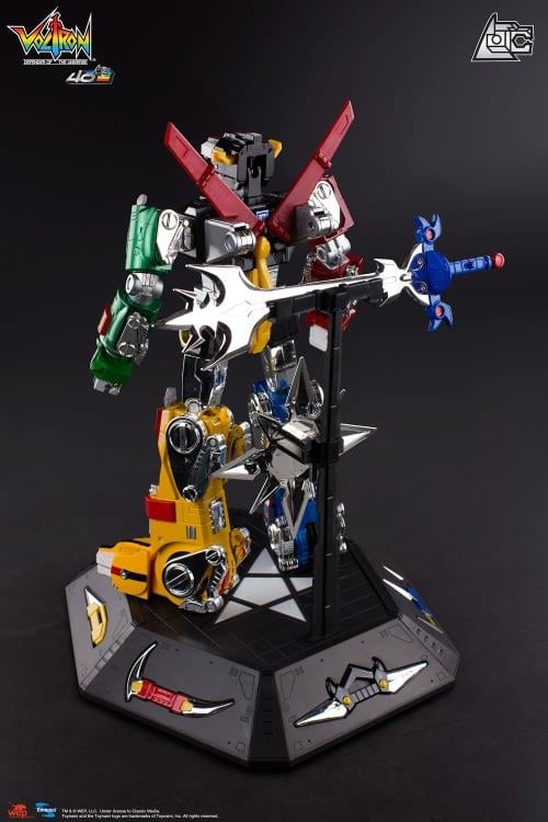 Voltron: Defender of the Universe 40th Anniversary Voltron Collector's Set Gallery Image 22