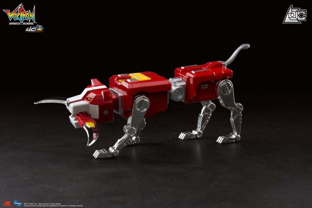 Voltron: Defender of the Universe 40th Anniversary Voltron Collector's Set Gallery Image 17