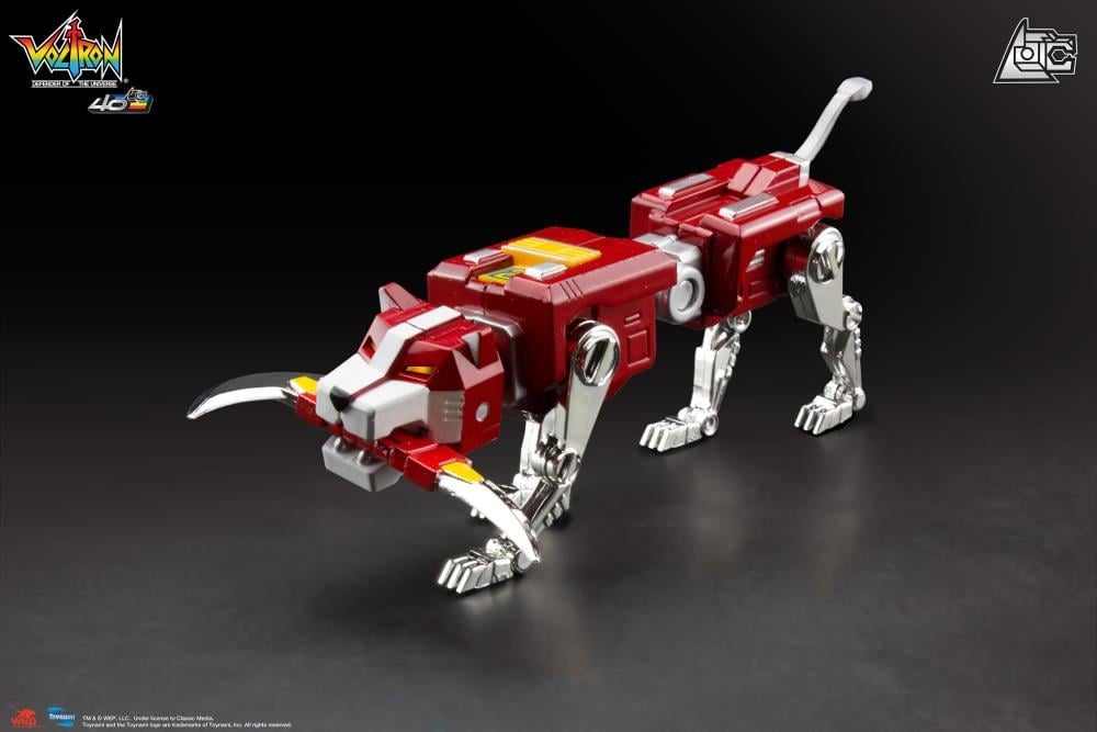 Voltron: Defender of the Universe 40th Anniversary Voltron Collector's Set Gallery Image 16