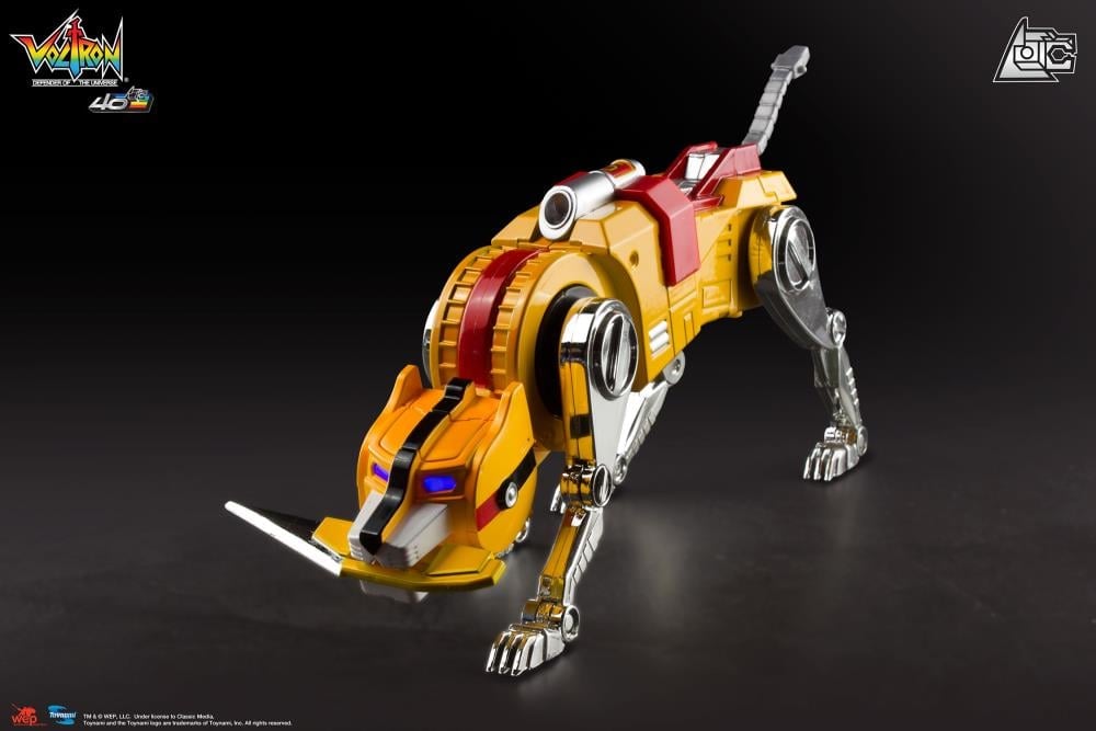 Voltron: Defender of the Universe 40th Anniversary Voltron Collector's Set Gallery Image 18