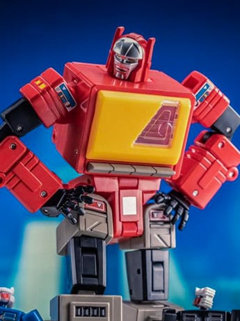 NA H62EX Louie Limited Edition Action Figure Gallery Image 2