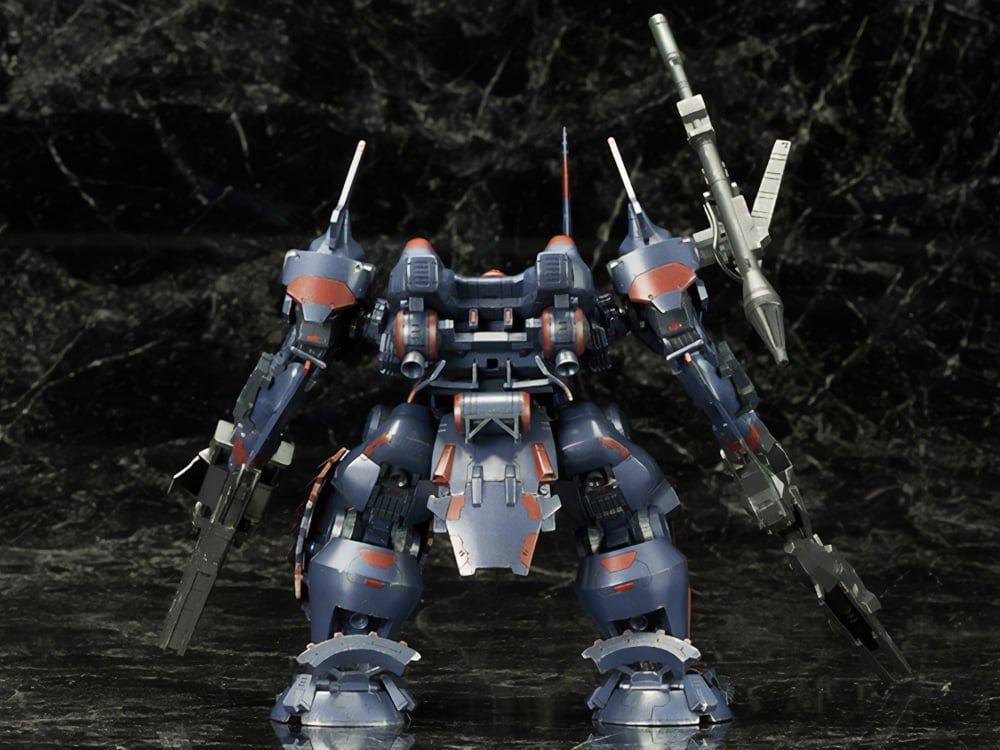 Armored Core V Variable Infinity KT-104/Perun (Hanged Man Rematch Ver.) 1/72 Scale Model Kit (Reissue) Gallery Image 6