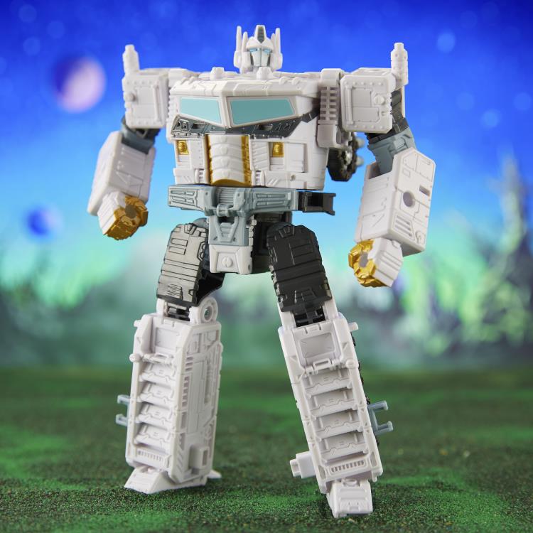 Transformers: Legacy Evolution Leader Class Nova Prime Action Figure Gallery Image 4