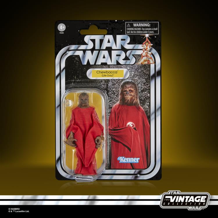 Star Wars: The Vintage Collection Chewbacca (Life Day) Action Figure Gallery Image 8