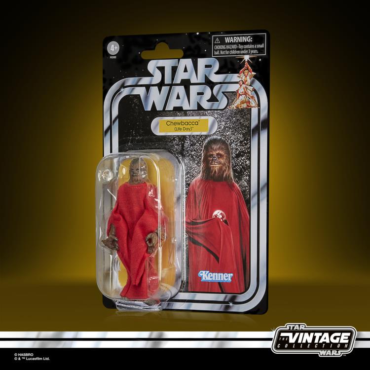 Star Wars: The Vintage Collection Chewbacca (Life Day) Action Figure Gallery Image 9