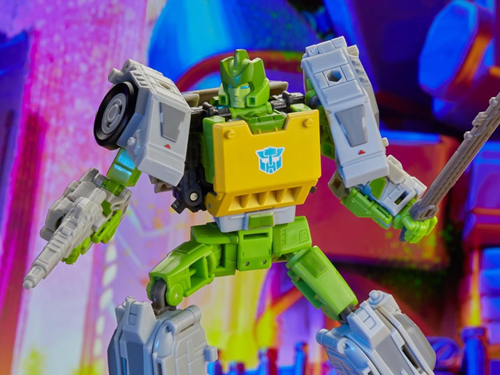 Transformers: Legacy Wreck 'N Rule Collection Voyager Class Autobot Springer Exclusive Gallery Image 1