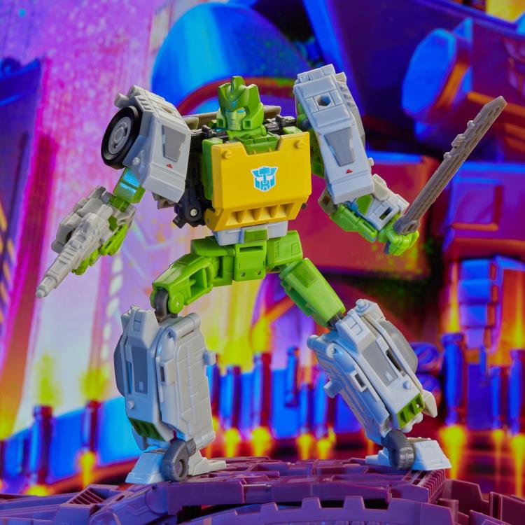 Transformers: Legacy Wreck 'N Rule Collection Voyager Class Autobot Springer Exclusive Gallery Image 3