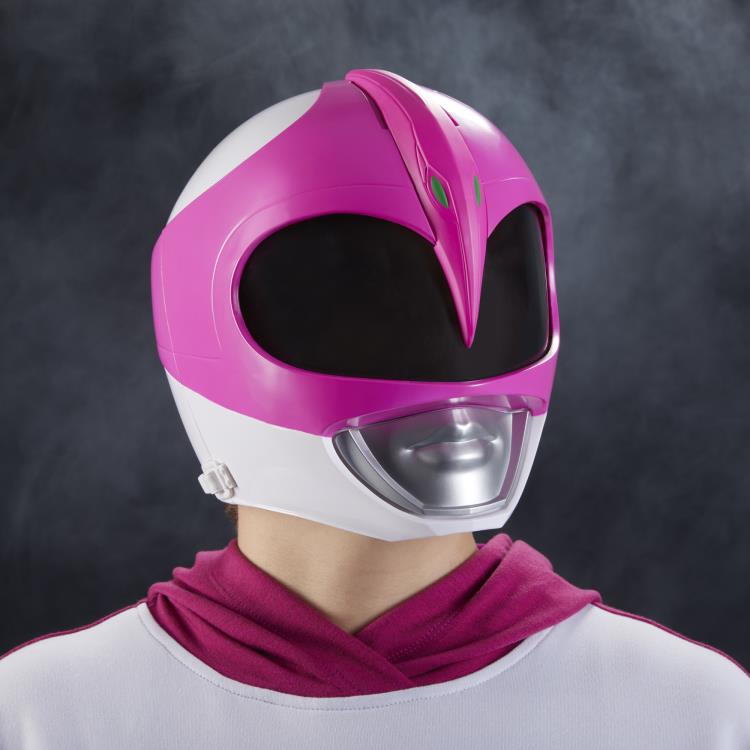 Mighty Morphin Power Rangers Lightning Collection Pink Ranger 1:1 Scale Wearable Helmet Gallery Image 11