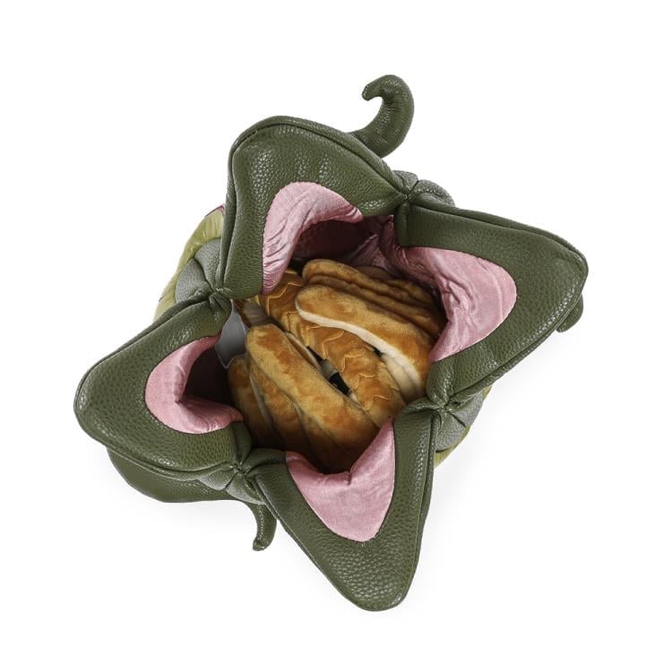 Alien Light-Up Egg and Facehugger Interactive Plush Set Gallery Image 4