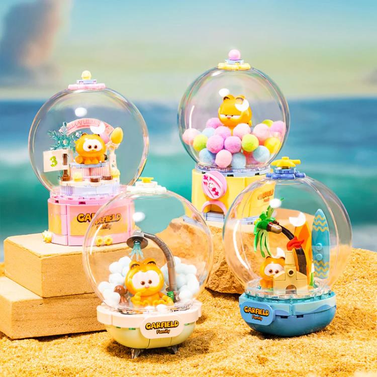 Garfield Pantasy Crystal Ball Series Cozy Bath Building Block Set Gallery Image 5