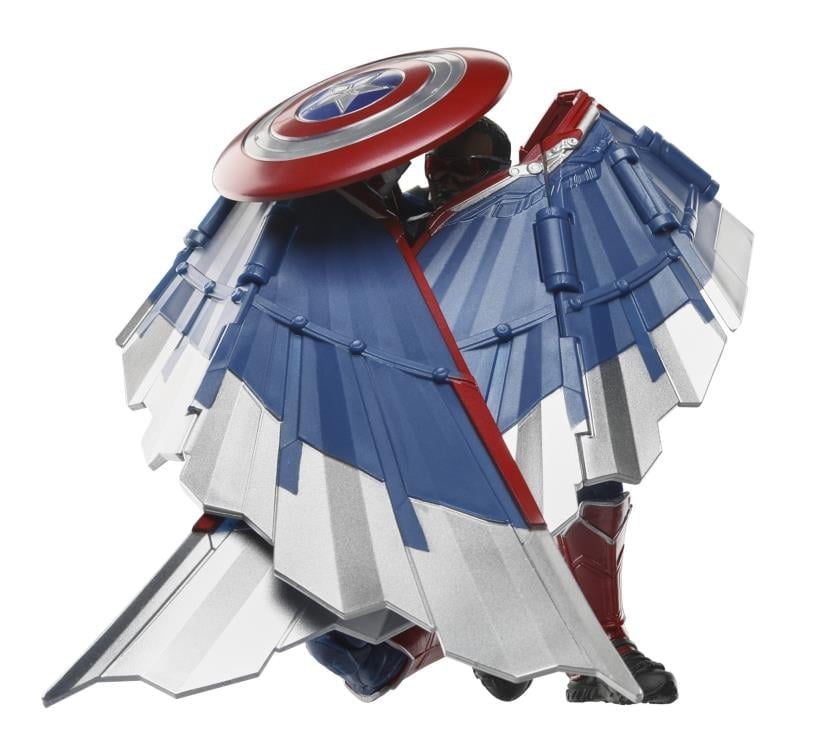 Captain America: Brave New World Marvel Legends Captain America Deluxe Action Figure Gallery Image 7