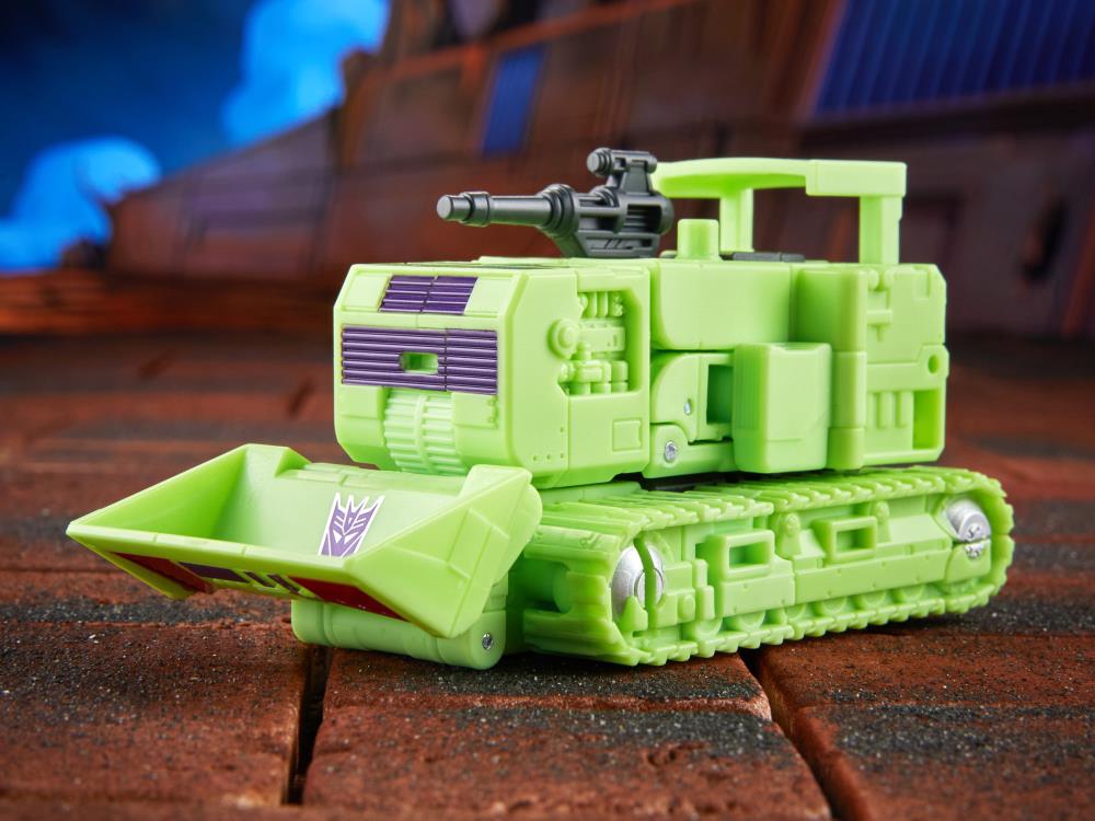 The Transformers: The Movie Studio Series 86 Deluxe Class Constructicon Bonecrusher Gallery Image 9