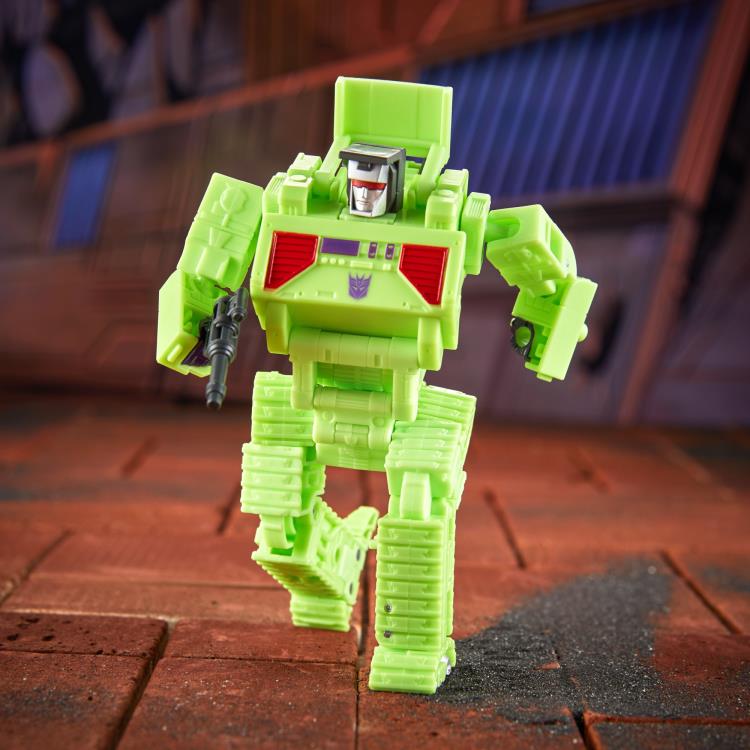 The Transformers: The Movie Studio Series 86 Deluxe Class Constructicon Bonecrusher Gallery Image 5