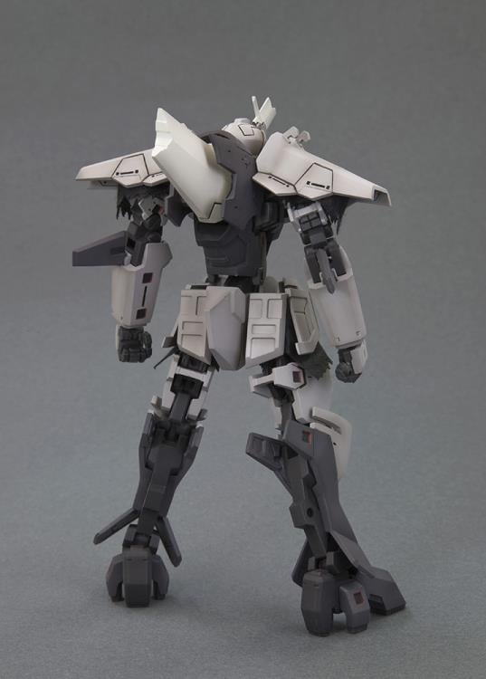 Broken Blade Delphine (Renewal Ver.) 1/60 Scale Model Kit Gallery Image 9