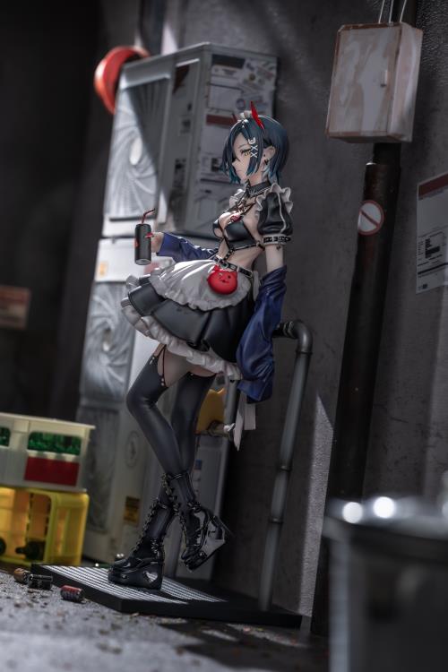 Azur Lane Ulrich von Hutten (Madchen Trummer Ver.) 1/6 Scale Figure