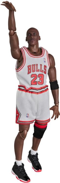 NBA MAFEX No.255 Michael Jordan (Chicago Bulls Home) Action Figure Gallery Image 8