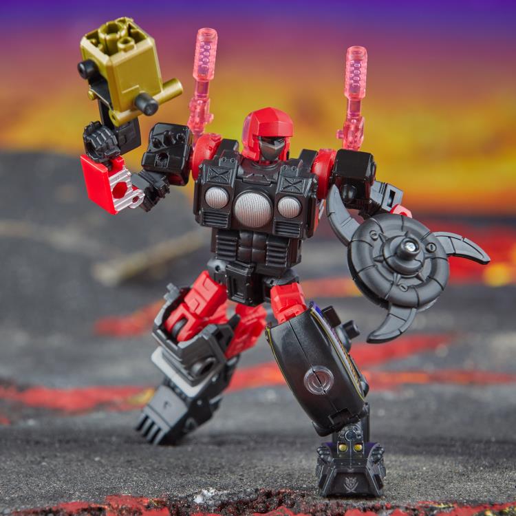 Transformers: Legacy United Deluxe Class Star Raider Road Pig Gallery Image 8