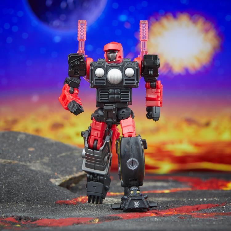 Transformers: Legacy United Deluxe Class Star Raider Road Pig Gallery Image 5