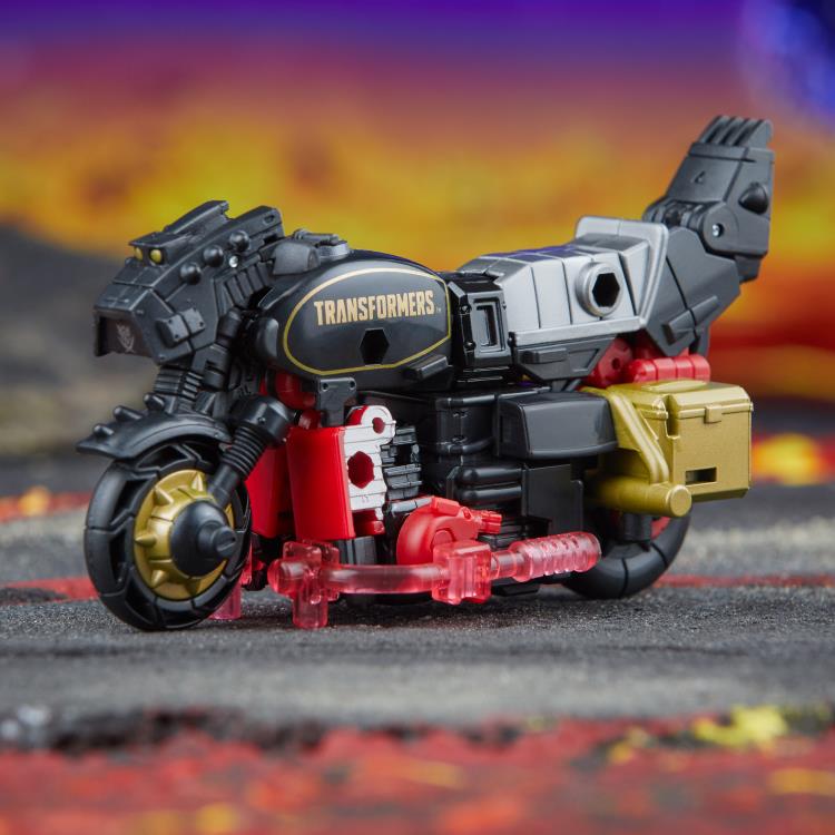 Transformers: Legacy United Deluxe Class Star Raider Road Pig Gallery Image 9