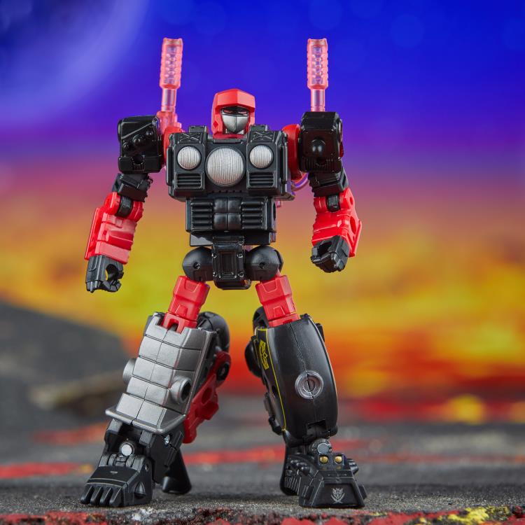 Transformers: Legacy United Deluxe Class Star Raider Road Pig Gallery Image 6